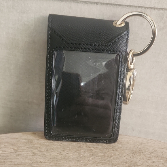 Henri Bendel Black and Gold Key Holder - Picture 2 of 4